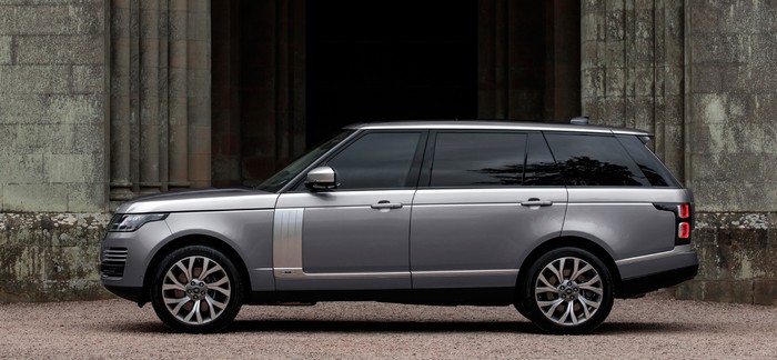 All-new Range Rover to land in 2021 with electrified powertrain lineup<br>