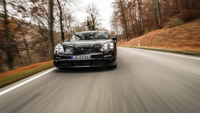 Porsche Taycan gets three years of free charging; 60 miles in four minutes
