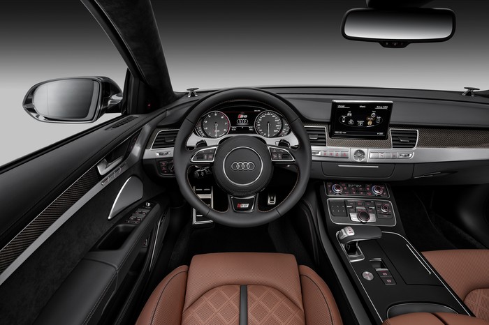 2018 Audi S8