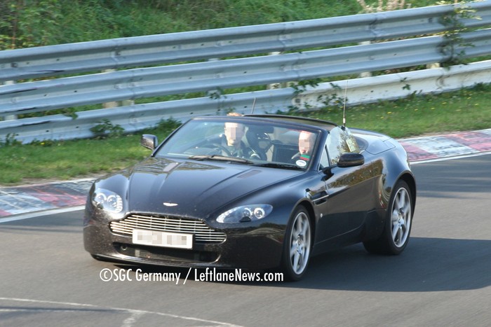 Spotted: Aston Martin V8 Vantage Roadster top down