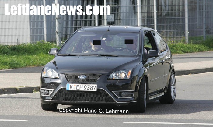 Spied: European Ford Focus RS