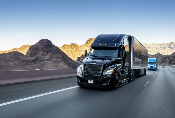 Daimler to spend $570M on autonomous trucking tech