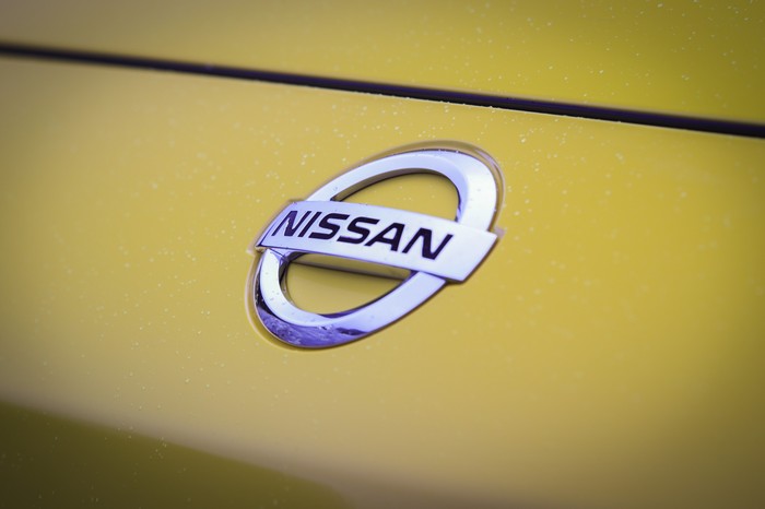Former Nissan exec Greg Kelly released from jail; Carlos Ghosn still held