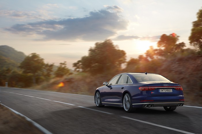 Audi reveals 2020 S8 with 563 horsepower