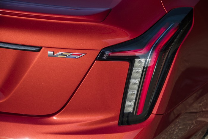 2020 Cadillac CT5-V gets twin-turbocharged V6