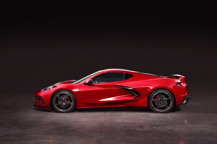 Chevrolet introduces mid-engined 2020 Corvette Stingray