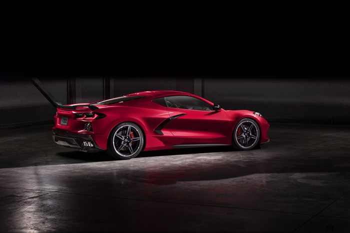 Chevrolet introduces mid-engined 2020 Corvette Stingray