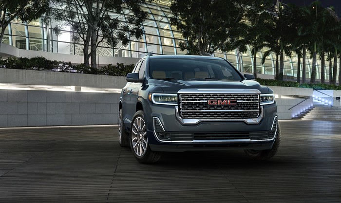 2020 GMC Acadia gets smarter and tougher