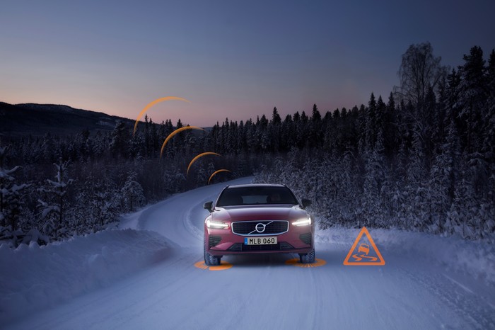 Volvo cars to alert nearby vehicles of slippery roads, other hazards