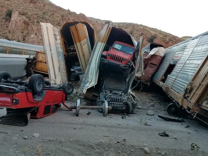 Train derailment destroys dozens of Jeep Gladiators, GM pickups