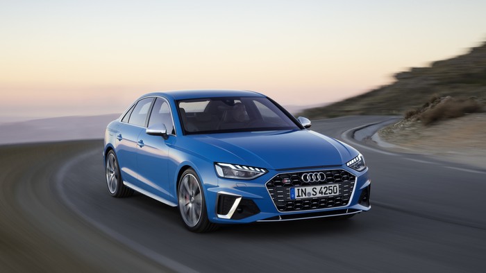 Audi refreshes 2020 A4 with minor styling tweaks, hybrid powertrains