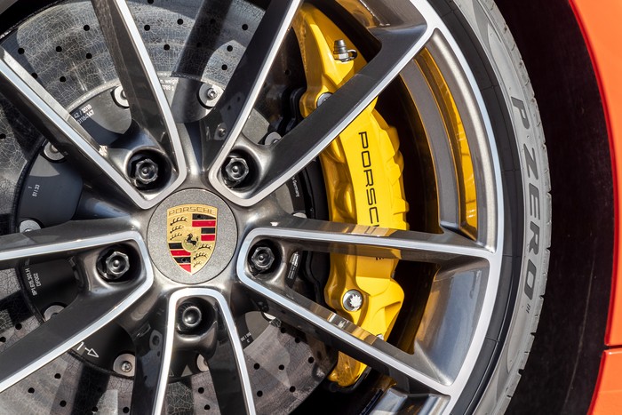 Porsche says carbon ceramic brakes not intended for track days