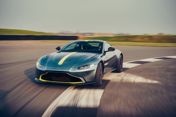 Limited-edition 2020 Aston Martin Vantage AMR gets seven-speed stick