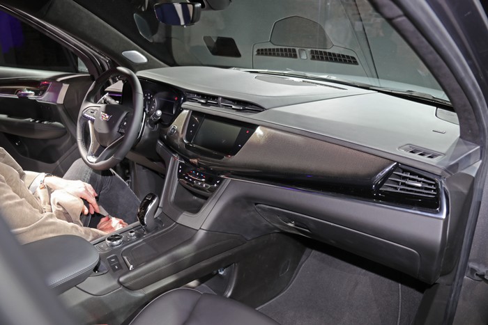 Detroit LIVE: Cadillac unveils 2020 XT6 crossover