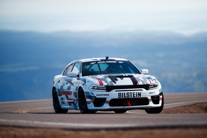 Dodge Charger SRT Hellcat Widebody heads to Pikes Peak