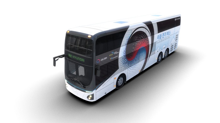 Hyundai builds all-electric double decker bus