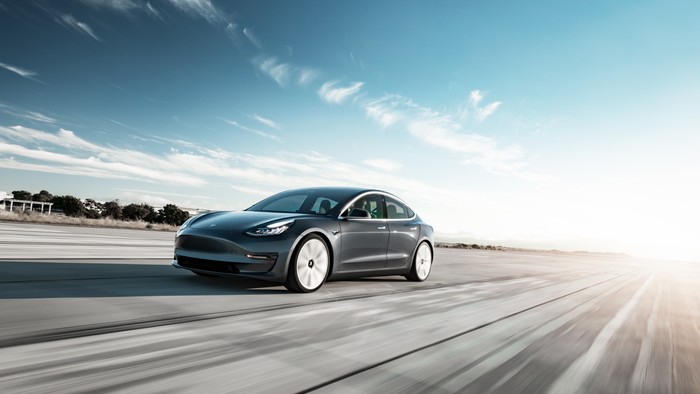 Tesla Model 3 starts at 93-mile range in Canada to qualify for $5K incentive