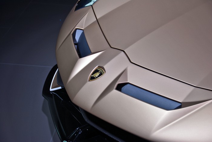 Geneva LIVE: Lamborghini Aventador SVJ Roadster