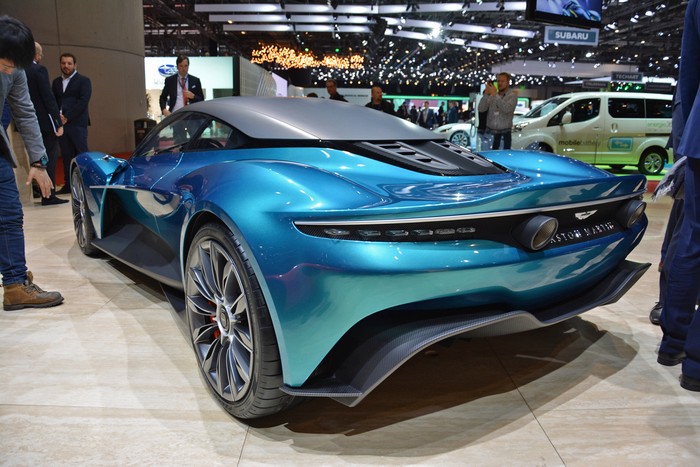 Geneva: Aston Martin Vanquish Vision mid-engine supercar concept