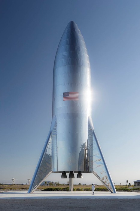 Elon Musk reveals SpaceX 'Starship' prototype 