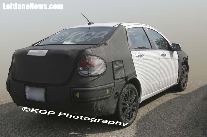 Spied: 2008 Ford Focus' new face