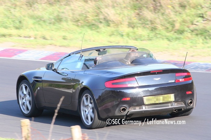 Spotted: Aston Martin V8 Vantage Roadster top down