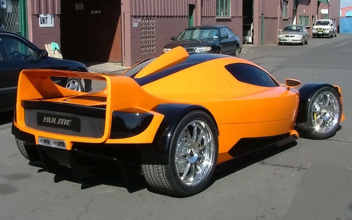 Hulme supercar to see production in 2008