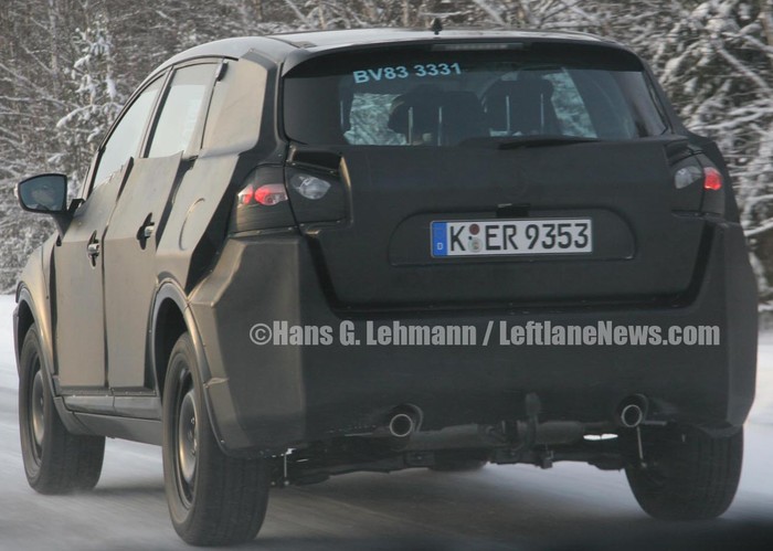 Spied: Iosis X-based Ford crossover