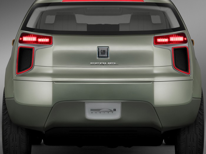 GM builds functioning fuel cell crossover with 300 mile range
