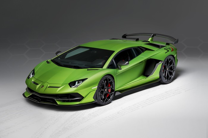 Lamborghini's hybrid V12 to enter production by 2020?