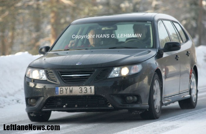 Spied: Saab gives 9-3 an Aero-X-inspired face