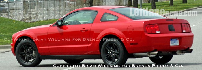Ford begins testing 5.0L V8 for use in the 2010 Mustang [Spied]