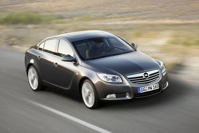 GM unveils versatile Opel Insignia Sports Tourer