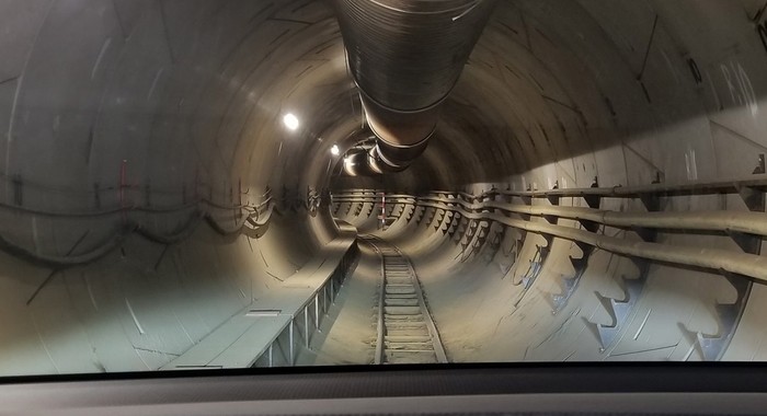 Boring Co shows modified Model X in test tunnel [Video]