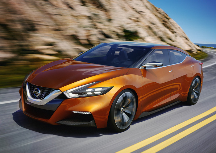 Detroit LIVE: Nissan Sports Sedan Concept [Video]