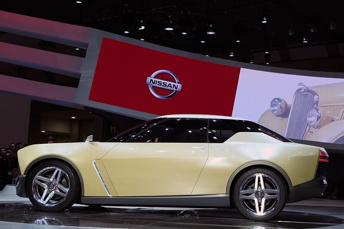 Nissan's FR-S-fighting coupe to debut next year?