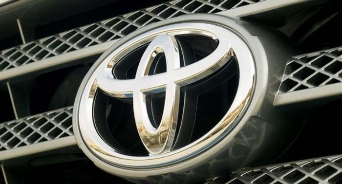 Toyota and Isuzu dissolve partnership