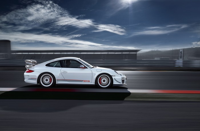 Recently revealed Porsche 911 GT3 RS 4.0 hits the track [Video update]