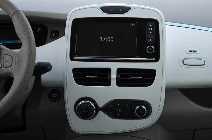First Drive: 2013 Renault Zoe [Review]