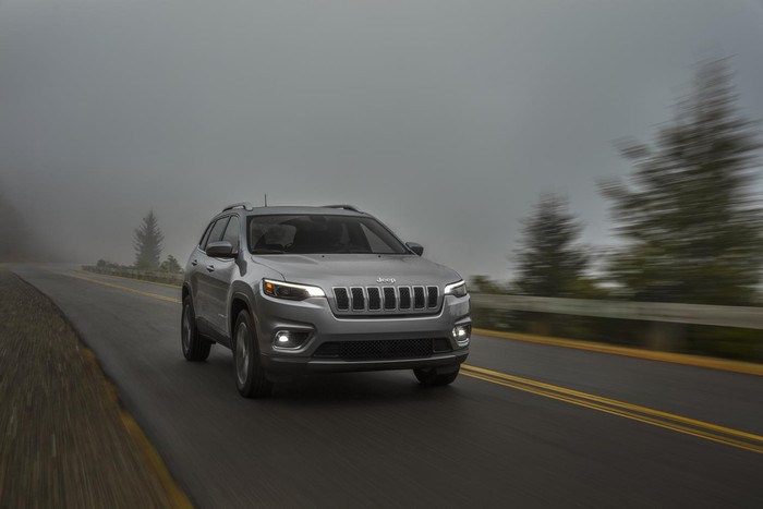 FCA recalls Jeep Cherokee to bleed brakes
