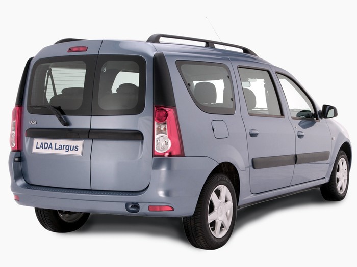 Lada launches Dacia-based Largus wagon