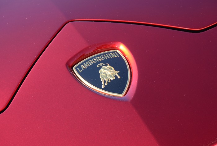 Lamborghini Urus to begin production in 2017