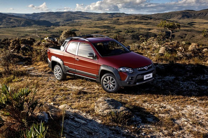 Fiat unveils facelifted Strada pickup