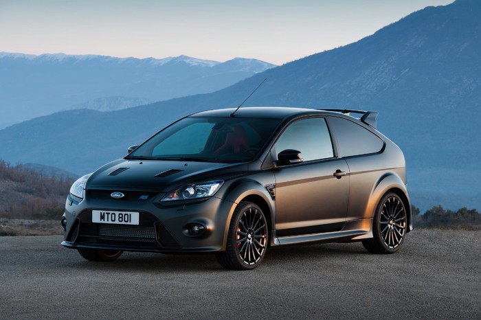 Ford takes wraps off of 345-horse high-performance Focus RS500