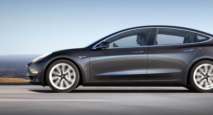 IIHS finally ready to test Tesla Model 3