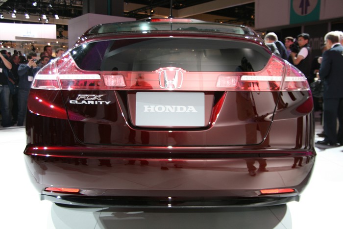 [update] 2009 Honda FCX Clarity 