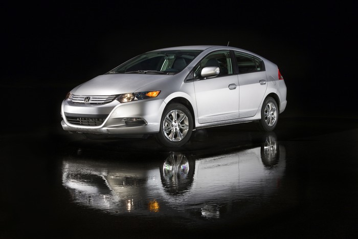 Honda updates Insight for 2011, adds new base model