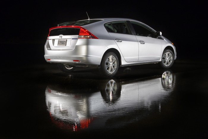 Honda updates Insight for 2011, adds new base model
