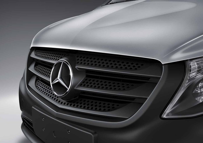 Mercedes-Benz introduces 2016 Metris van