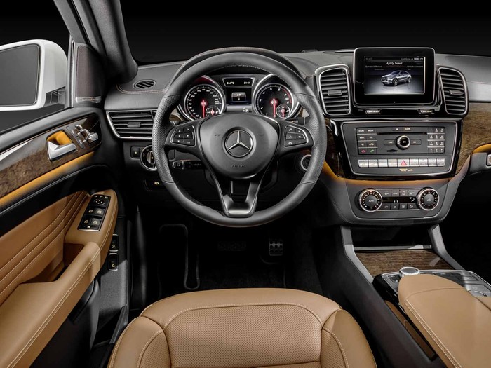 Detroit LIVE: 2016 Mercedes-Benz GLE Coupe [Video]